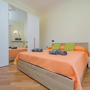 Porta Vittoria - Linate Urban - 10 Minuti Aeroporto Self-check-in , Milano Italia